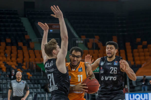 锁死了比赛 锁死了比赛